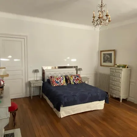 Aux Deux D ヴィラ