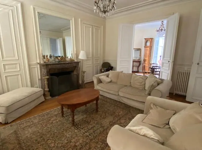 Aux Deux D Villa
